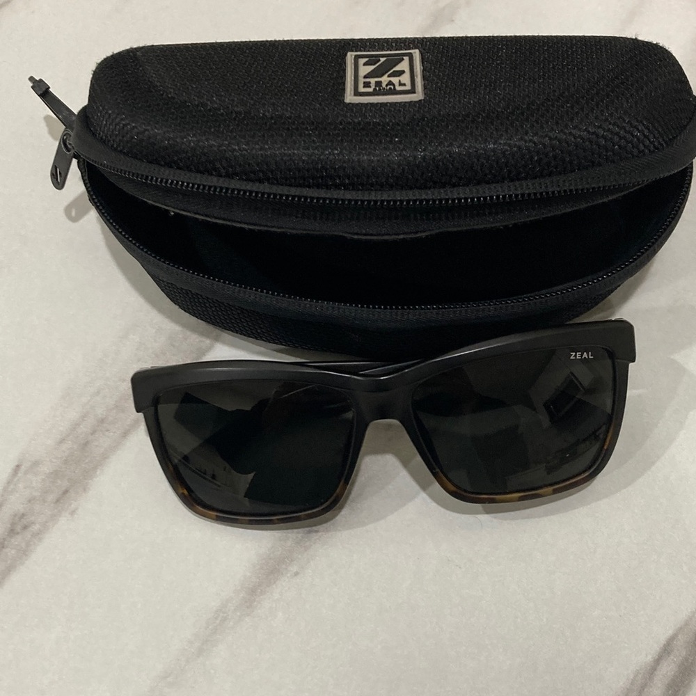 Zeal Optics Polarized Sunglasses in Black/Tortoiseshell